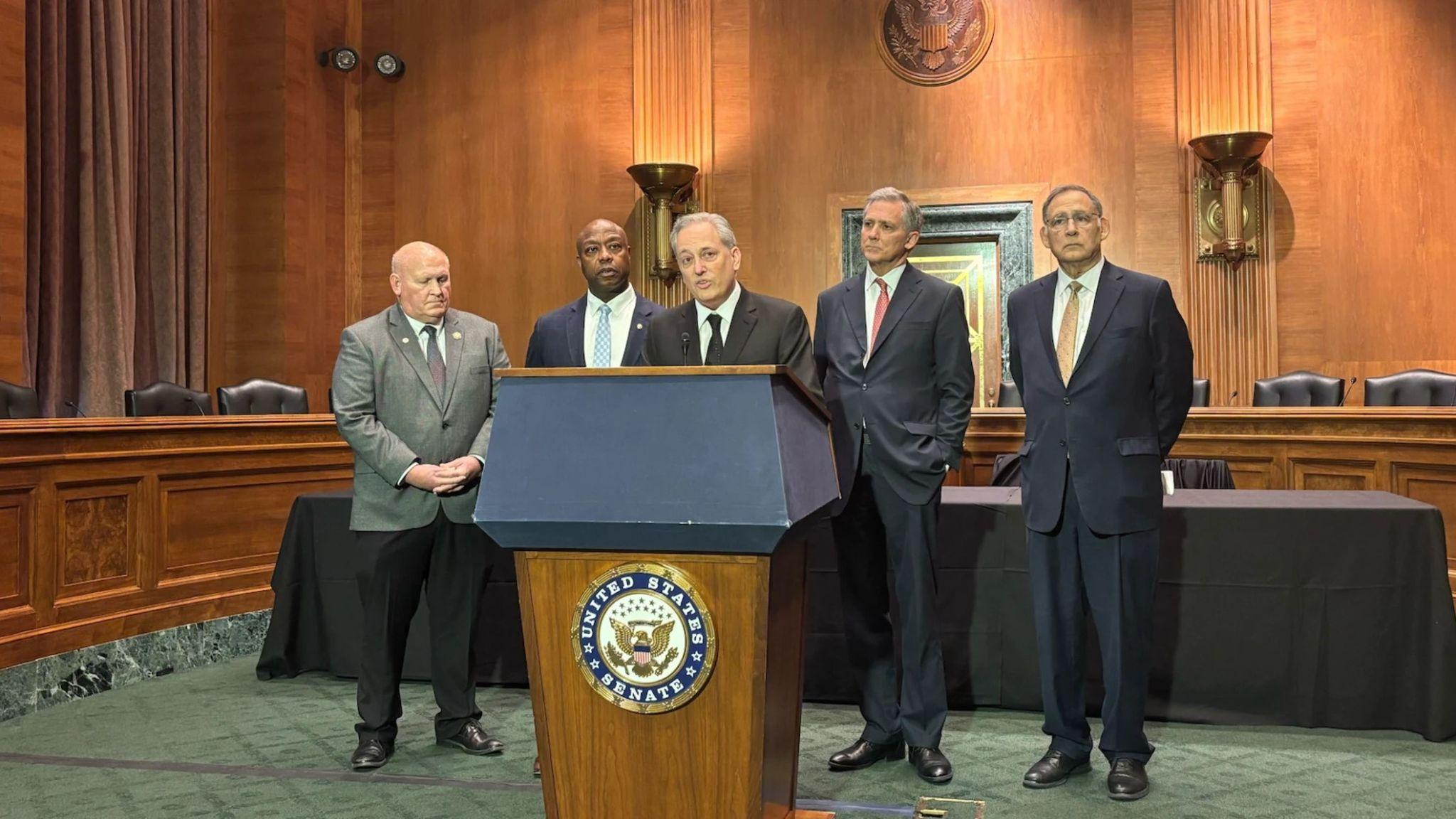 美国「加密沙皇」首次数字资产发布会要点：推进市场结构与稳定币法案，正在评估比特币储备