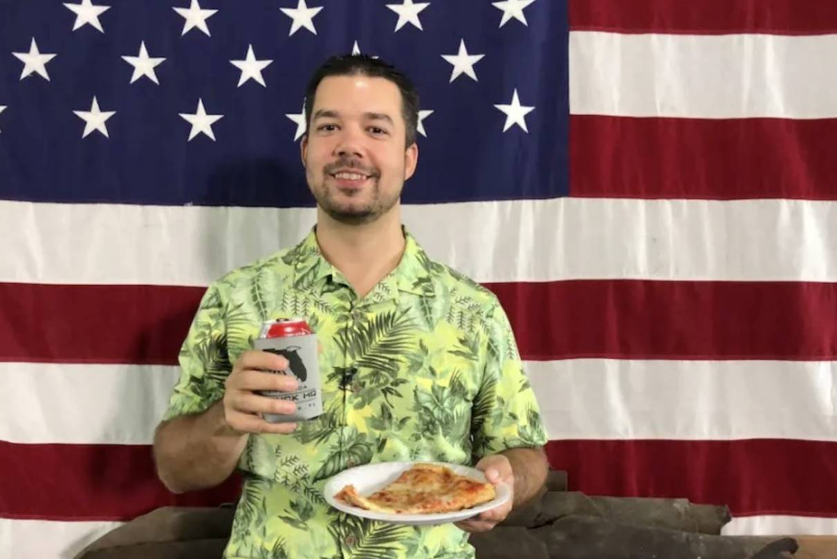 花 1 万枚比特币买披萨的男人 Laszlo：我的爱好为我购买了晚餐