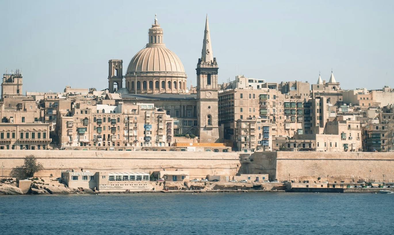 马耳他的加密“快车道”：监管便利还是风险隐患？